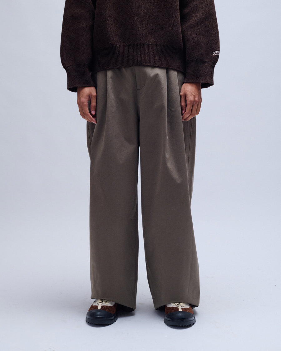 Stitch Back Embossed Washed Curved Pants