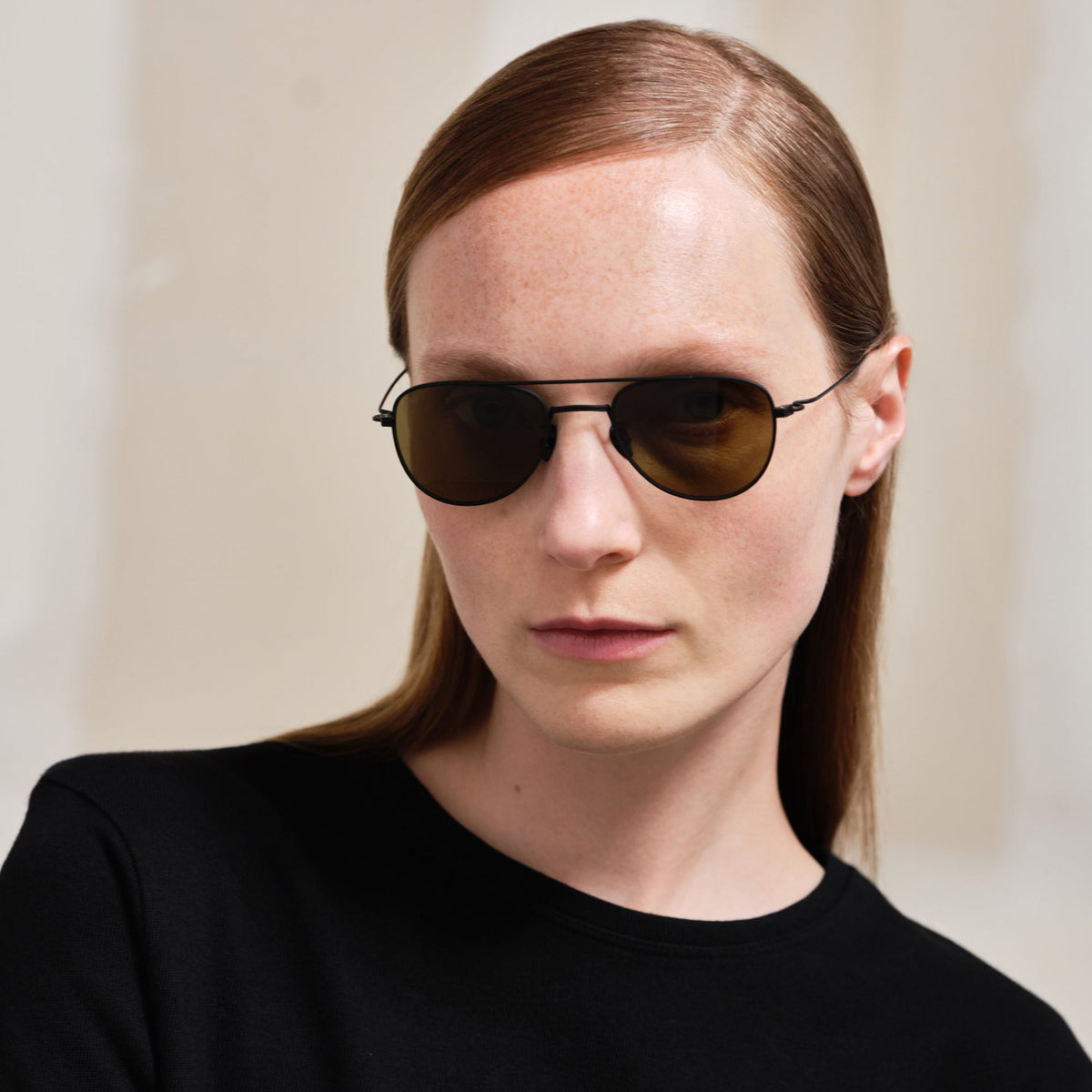 AKILA Echo sunglasses in Black / Olive