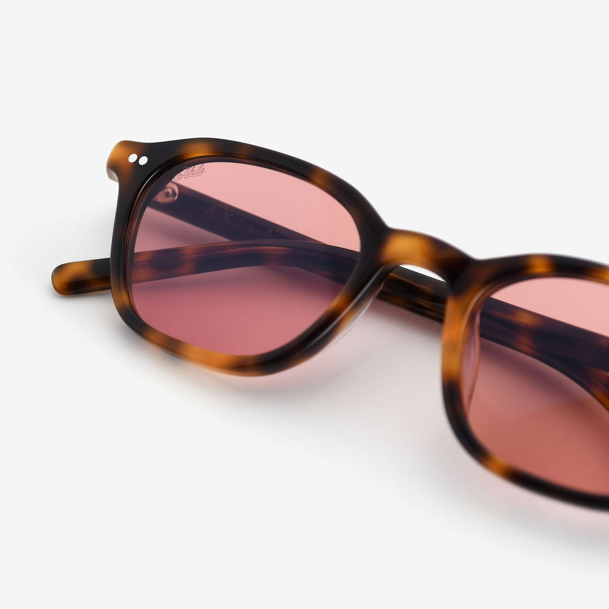 AKILA Nomos sunglasses in Tortoise / Rose