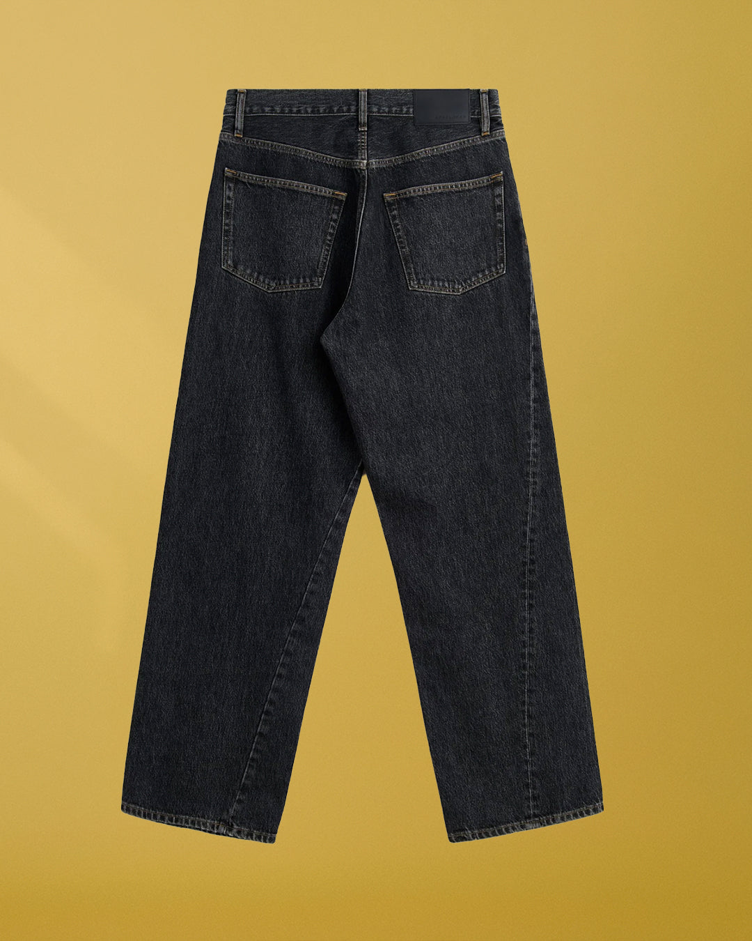 Wide Twist Jeans – Black Stone